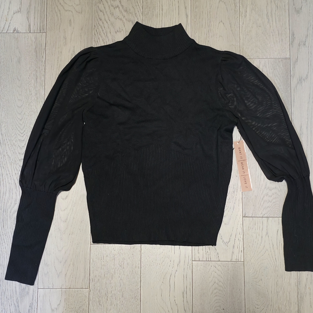 Almost Famous Black Puff Sleeve Top